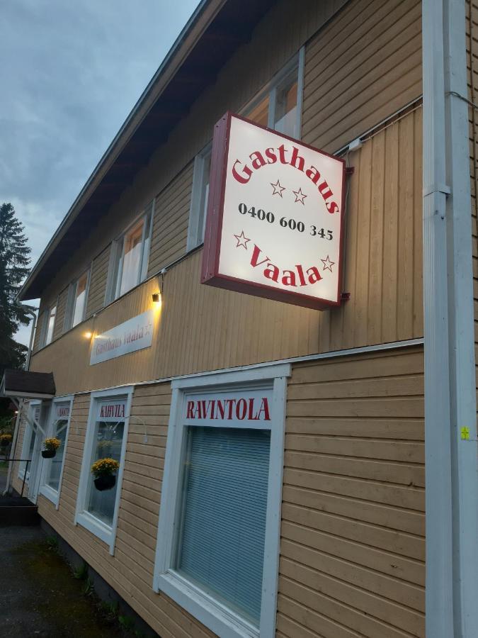 Aparthotel Gasthaus Vaala Oy Extérieur photo